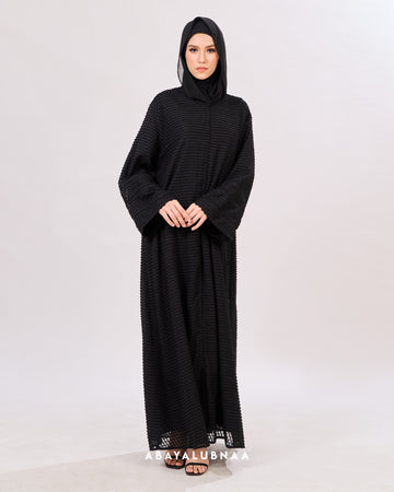 Amalina Abaya in Meteorite