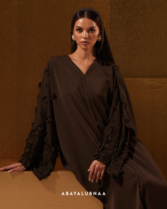 Daphne Abaya in Dark Brown