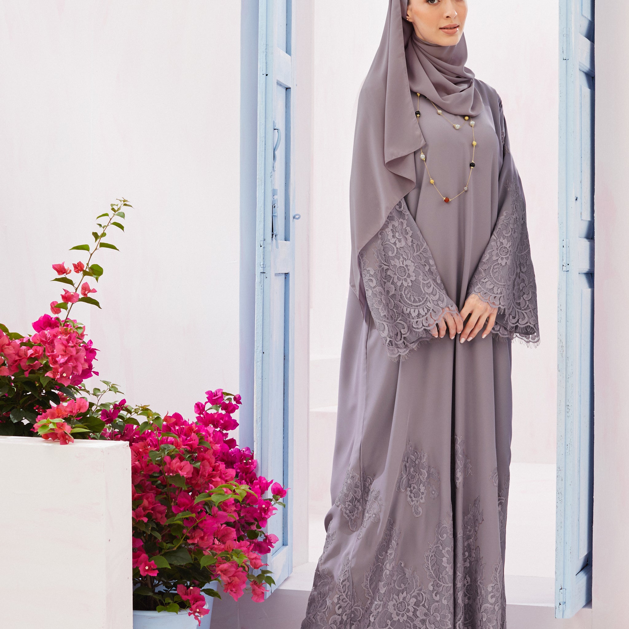 Elara Abaya in Dusty Purple