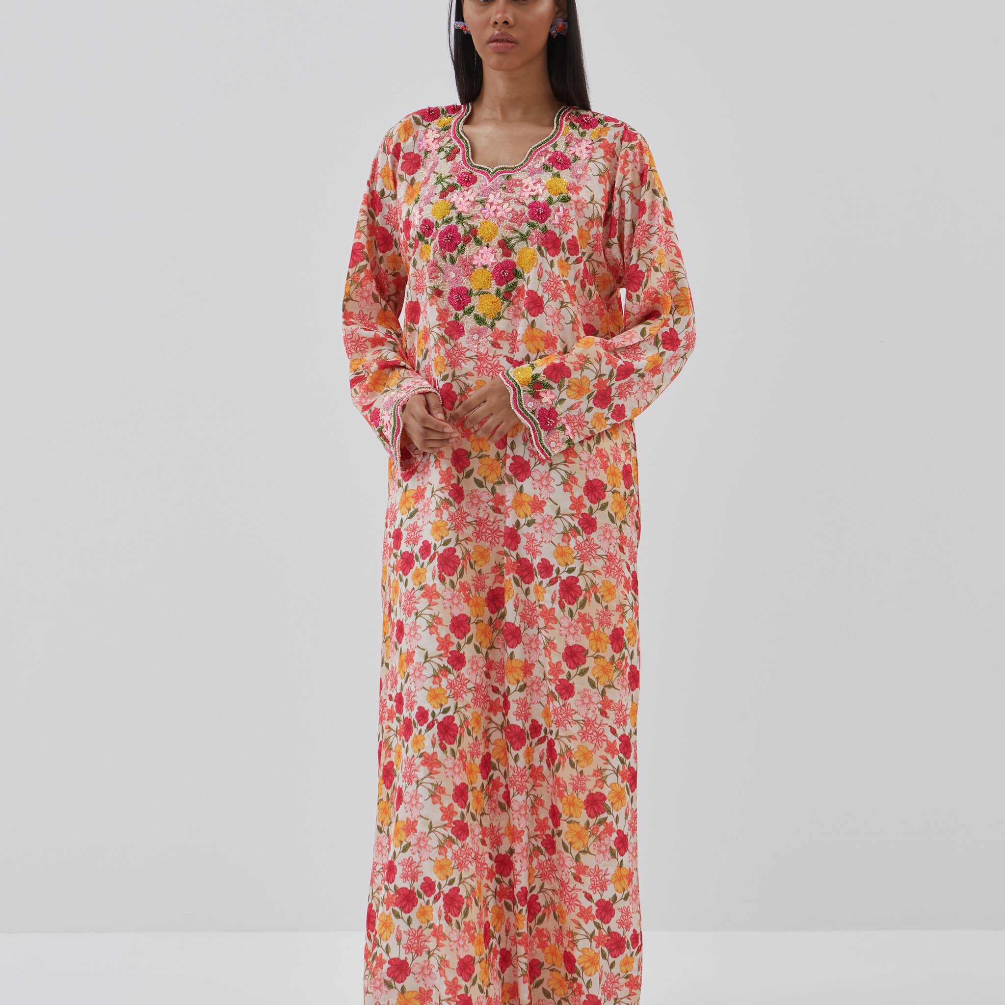 Galabiya Luxe in Pink