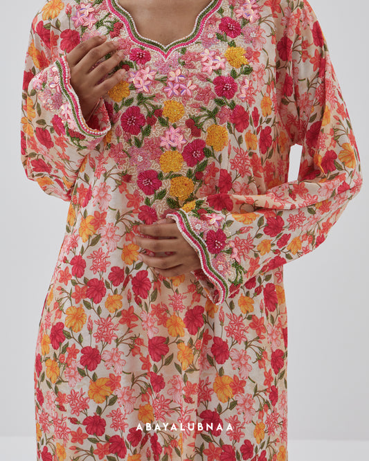 Galabiya Luxe in Pink