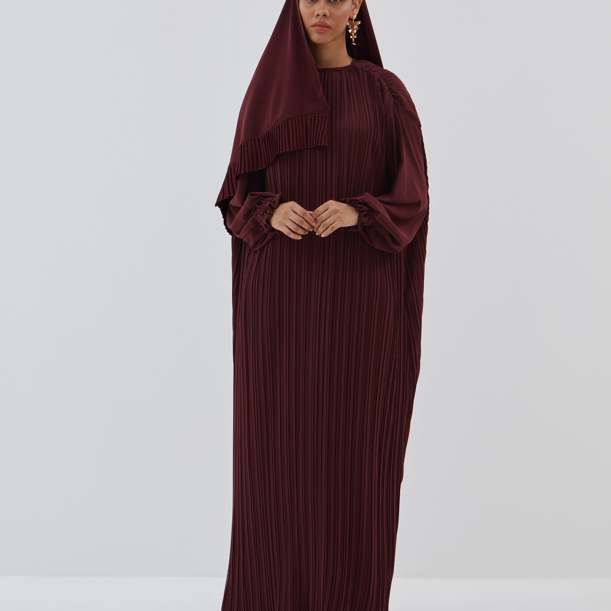 Galbi Abaya in Dark Maroon
