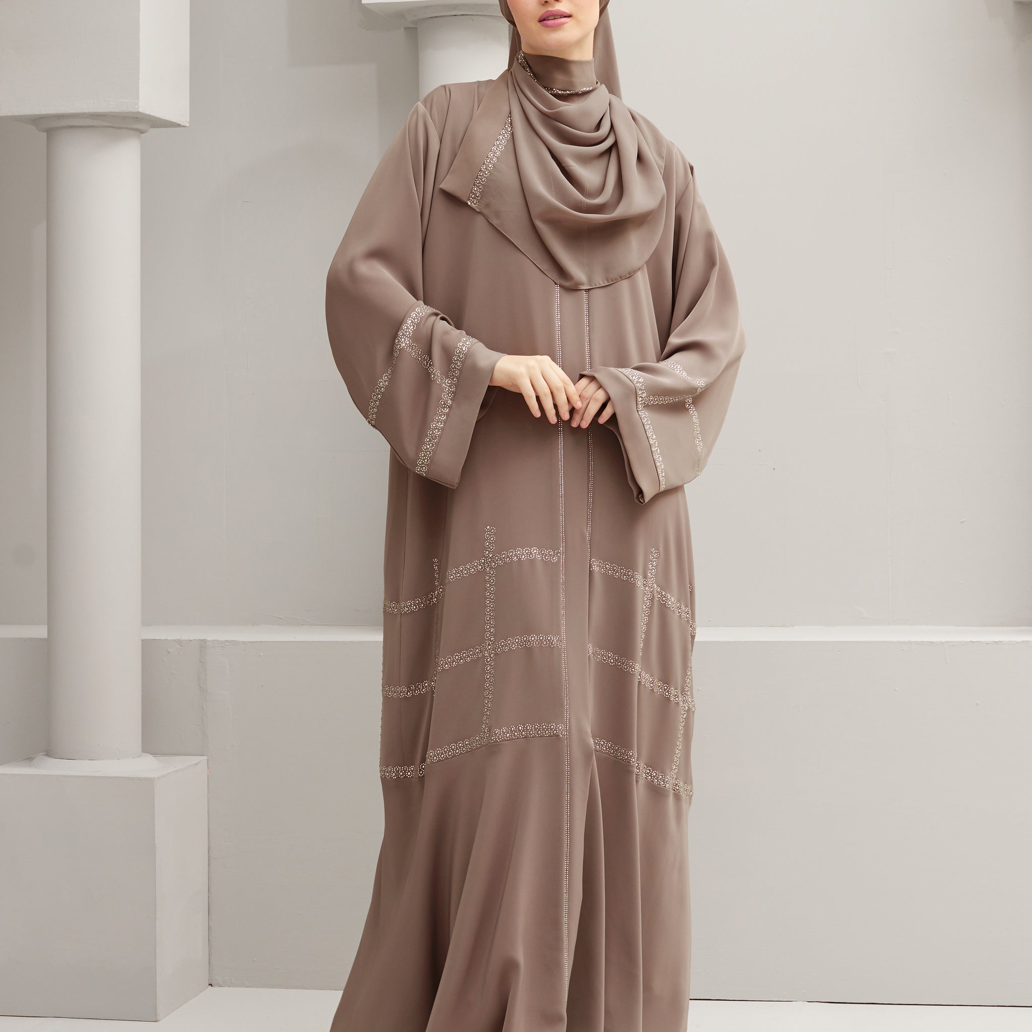 Inara Abaya in Twilight Mauve