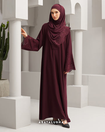 Khayla Abaya in Sangria Red