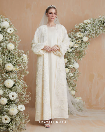 Peony Abaya in Off White