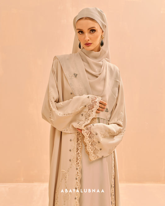 Samira Abaya in Toffee