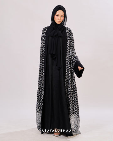 Tasya Abaya in Meteorite