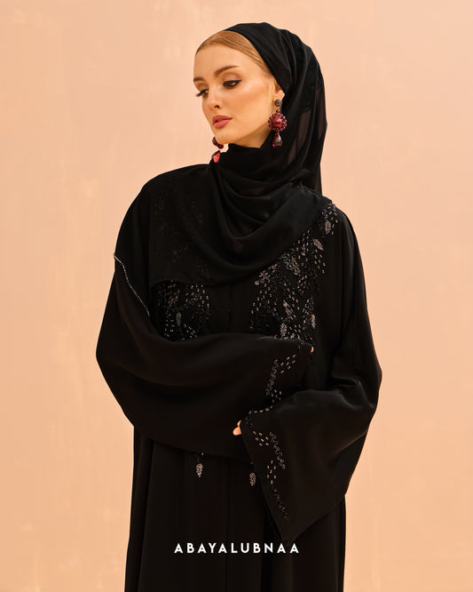 Yasmine Abaya in Meteorite
