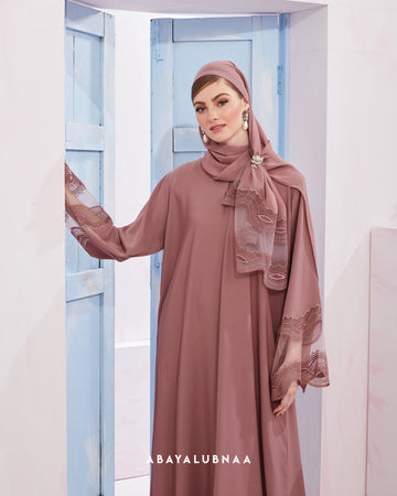 Catherine Abaya in Dusty Rose