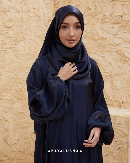 Elsa Abaya in Navy Blue
