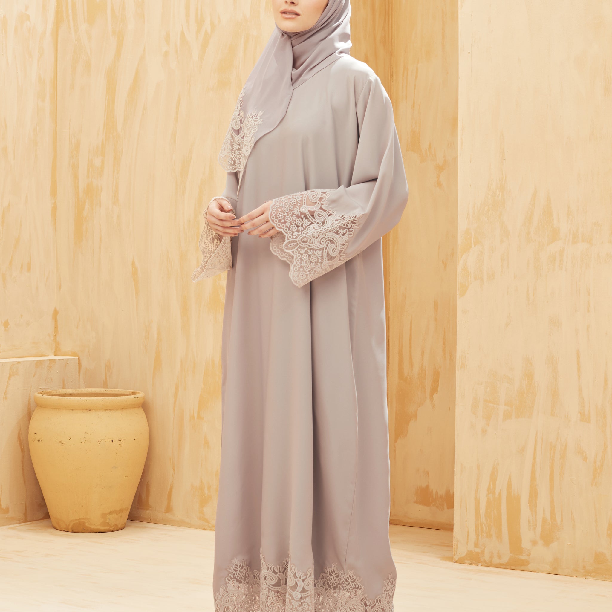 Irdina Abaya in Lilac Purple