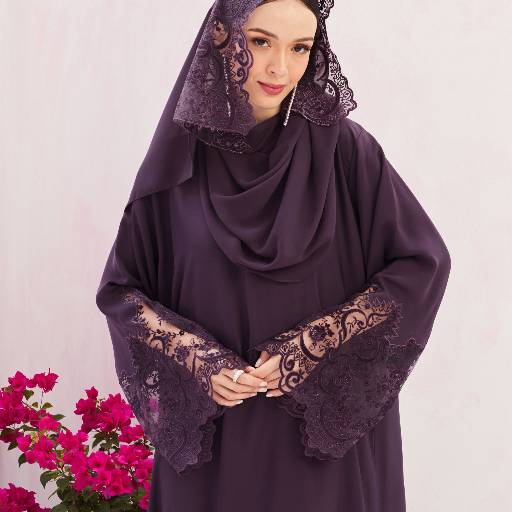 Madeleine Abaya in Dusty Purple