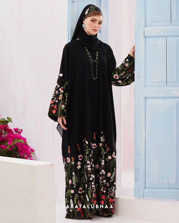 Melissa Abaya in Meteorite