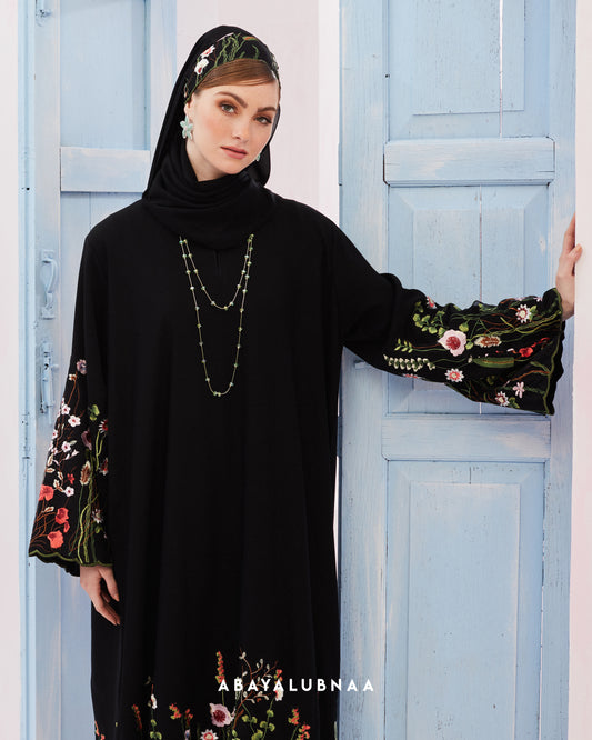 Melissa Abaya in Meteorite