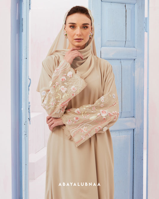 Melissa Abaya in Soft Nude
