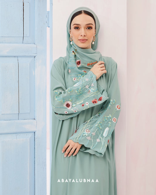 Melissa Abaya in Tiffany Green