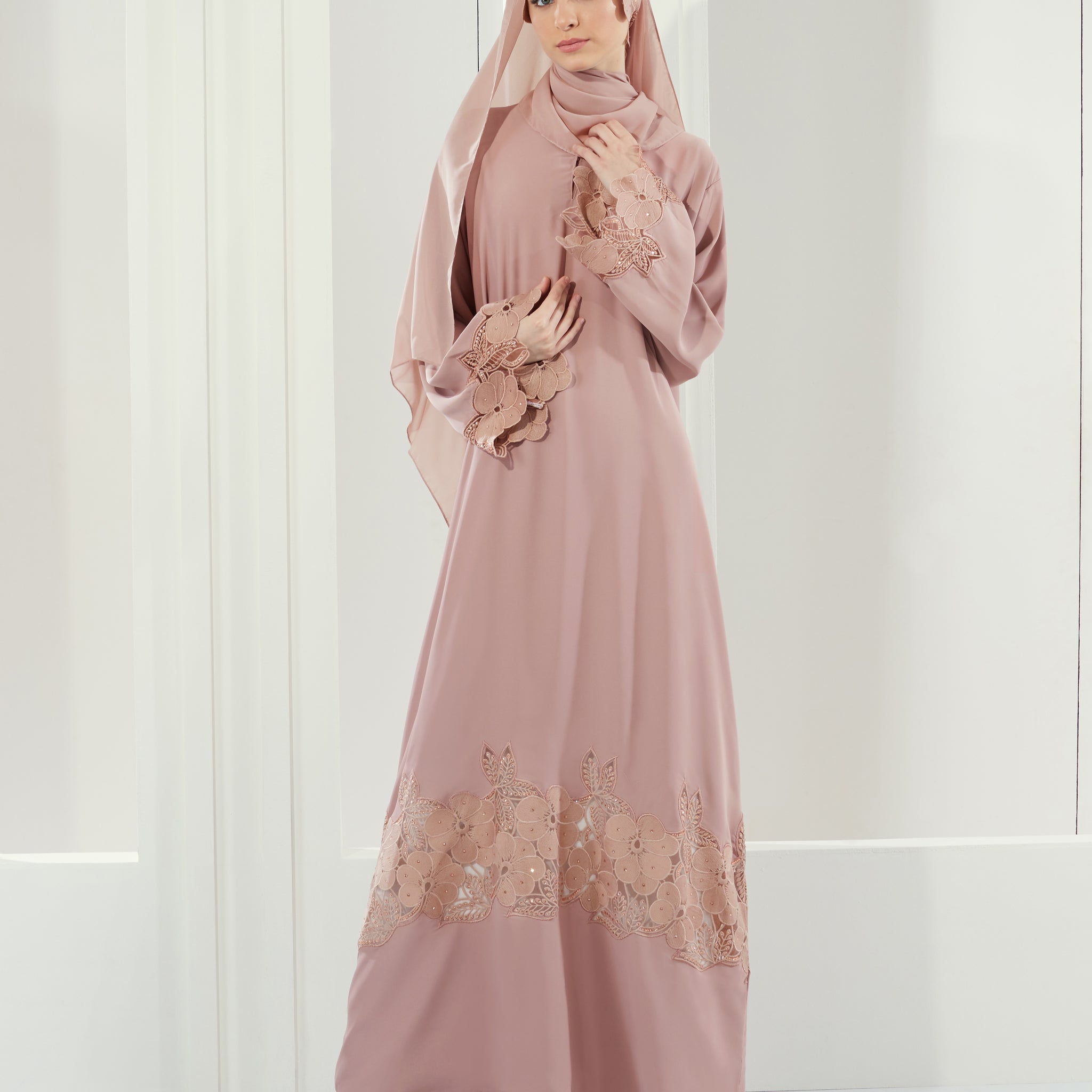Natalia Abaya in Rosewood