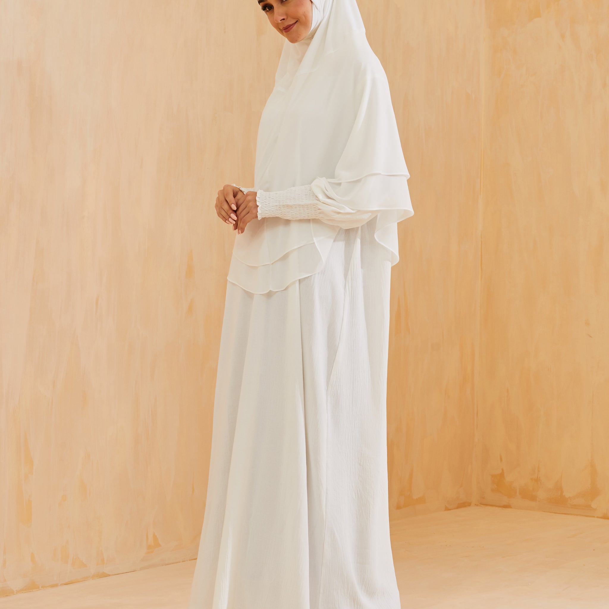 Safa Umrah in Off White