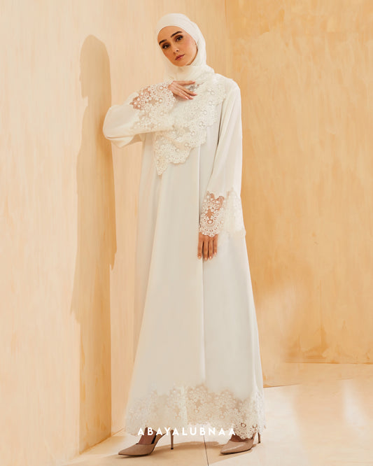 Sara Abaya in Off White