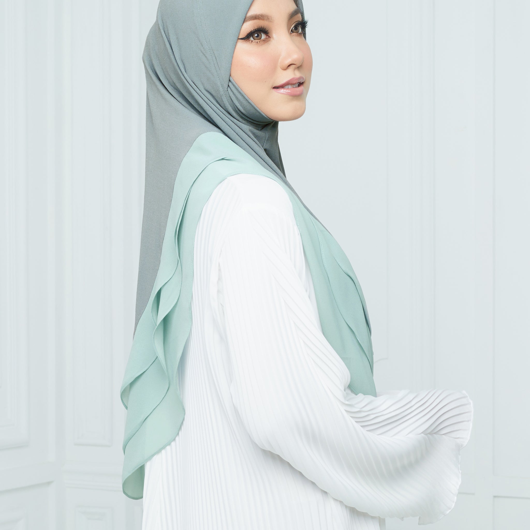 Sophea INSTANT in Aqua Green