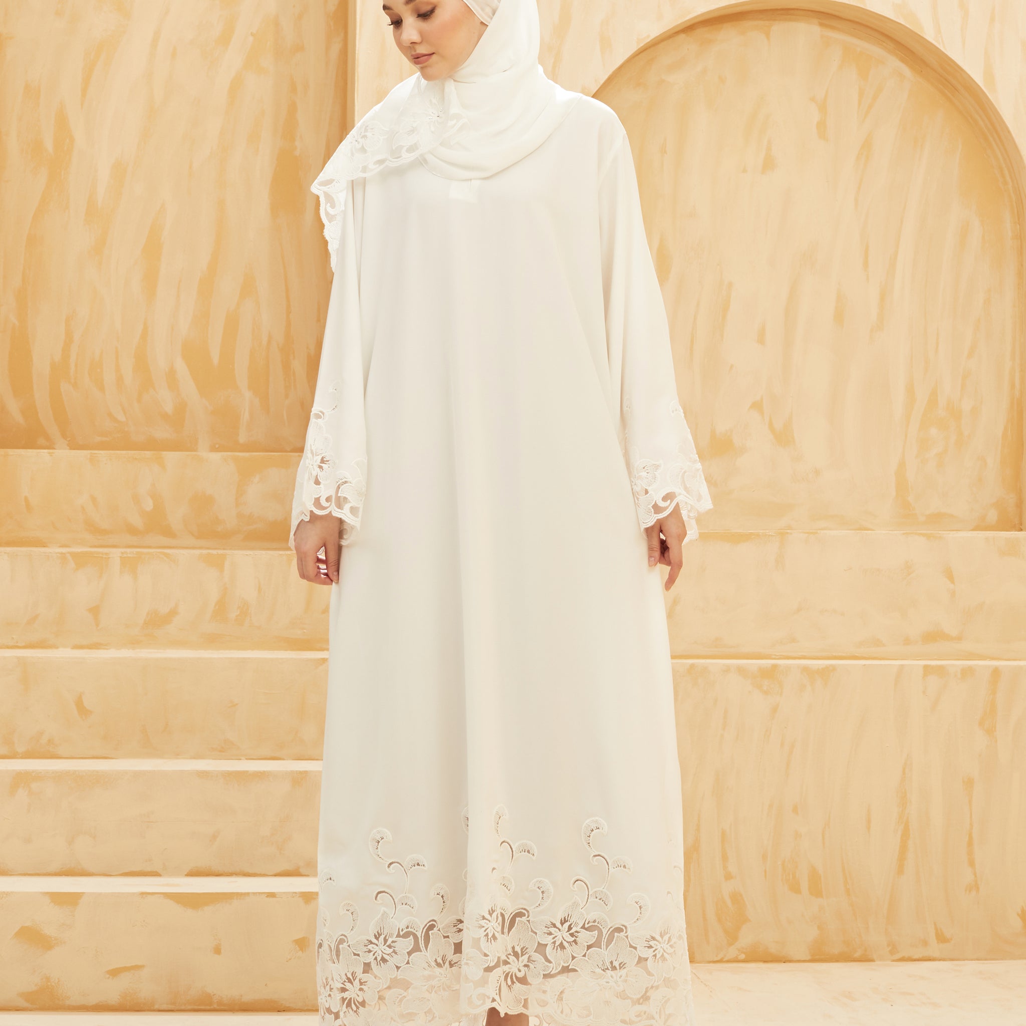 Talia Abaya in Off White