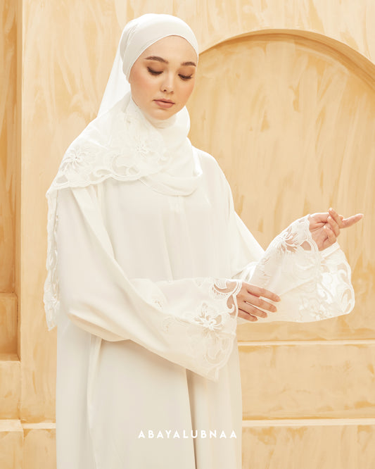 Talia Abaya in Off White