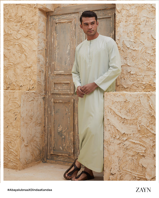 Jubah Zayn in Clover Petal