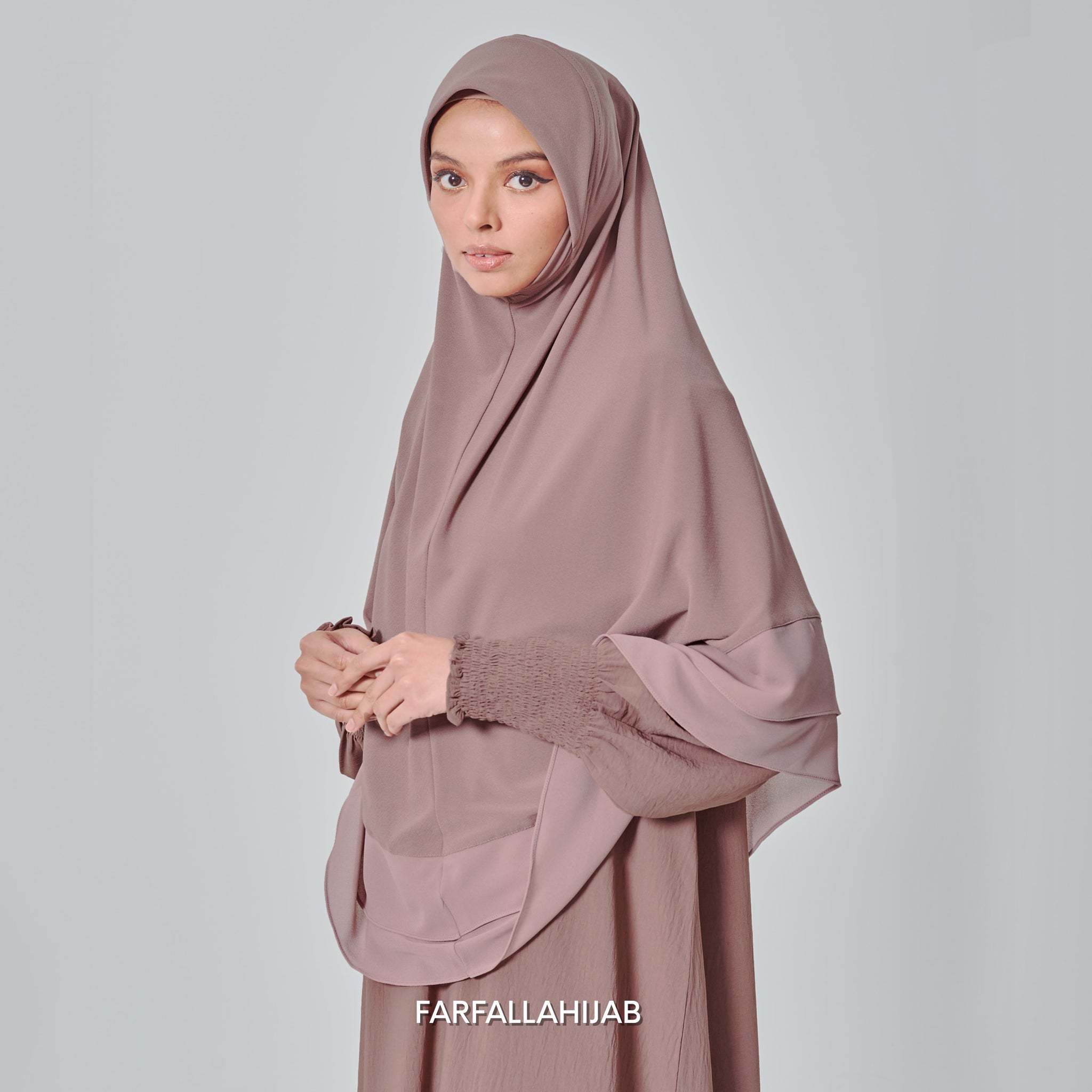 Khimar Zohra in Desert Taupe (NEW)